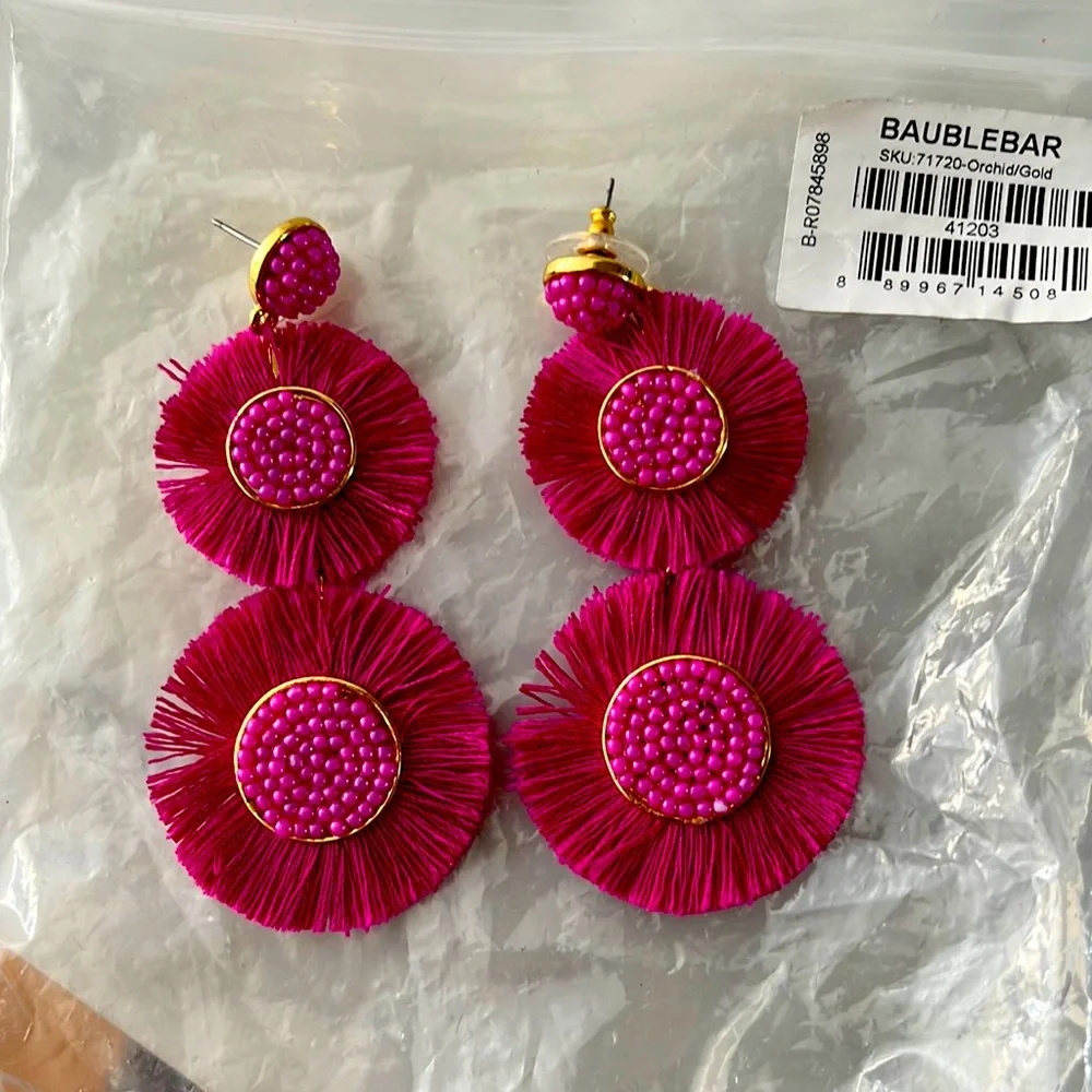 BaubleBar Orchid/gold hanging earrings - Picture 1 of 2